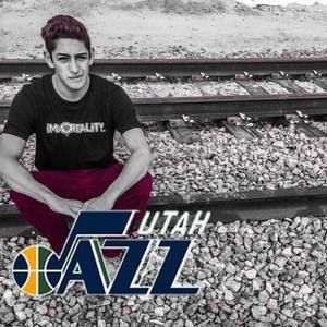 Meet your Posher, Moises jr.